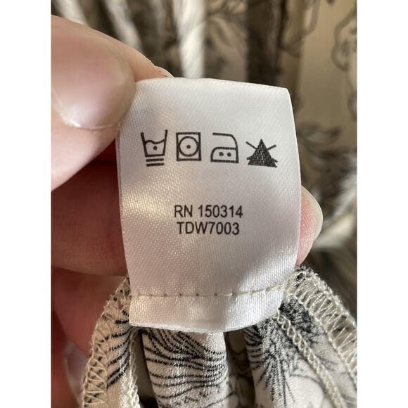 Iris Bloom Dress Womens Small Beige Floral Pleated Midi Surplice V Neck Wrap - Picture 8 of 9